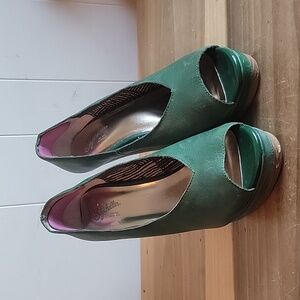 Seychelles Green Leather Platform Peeptoe Wedge Shoes Size 11 As Is